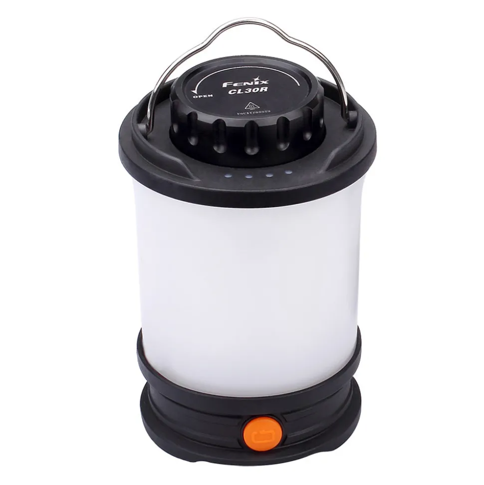 Fenix CL30R ladattava retkilyhty