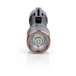 Fenix E20 V2.0 käsivalaisin
