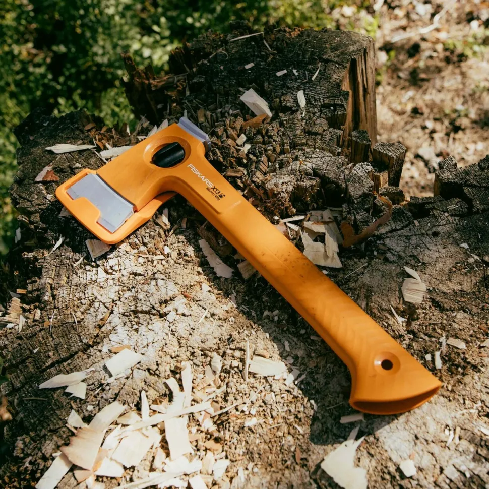 Fiskars X13 superkevyt retkikirves