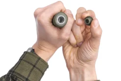 Glock FM 81 selviytymisveitsi sahalla