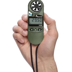Kestrel 2500NV säämittari yönäytöllä