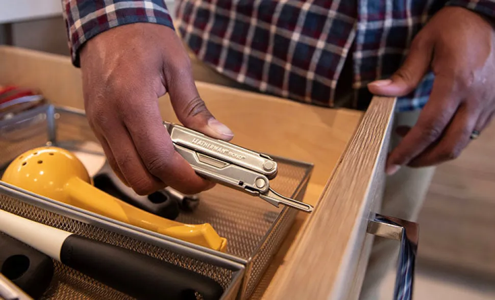 Leatherman Bond monitoimityökalu