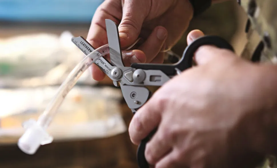 Leatherman Raptor Rescue traumasakset