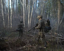 Savotta Helmet Camo Scrim kypärän 3D-naamiopäällinen