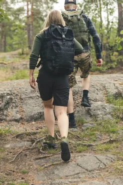 Särmä iso rynnäkköreppu