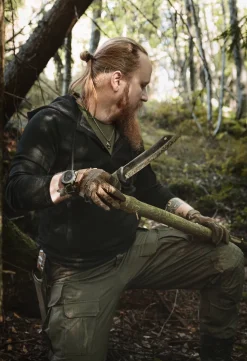 Särmä merinohuppari napeilla (Vanha versio)