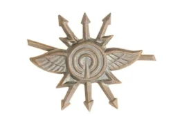 Tsekkoslovakialainen aselajimerkki, metallia, ylijäämä