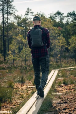 Varusteleka CP10 Mini-taistelureppu litteillä olkaviilekkeillä