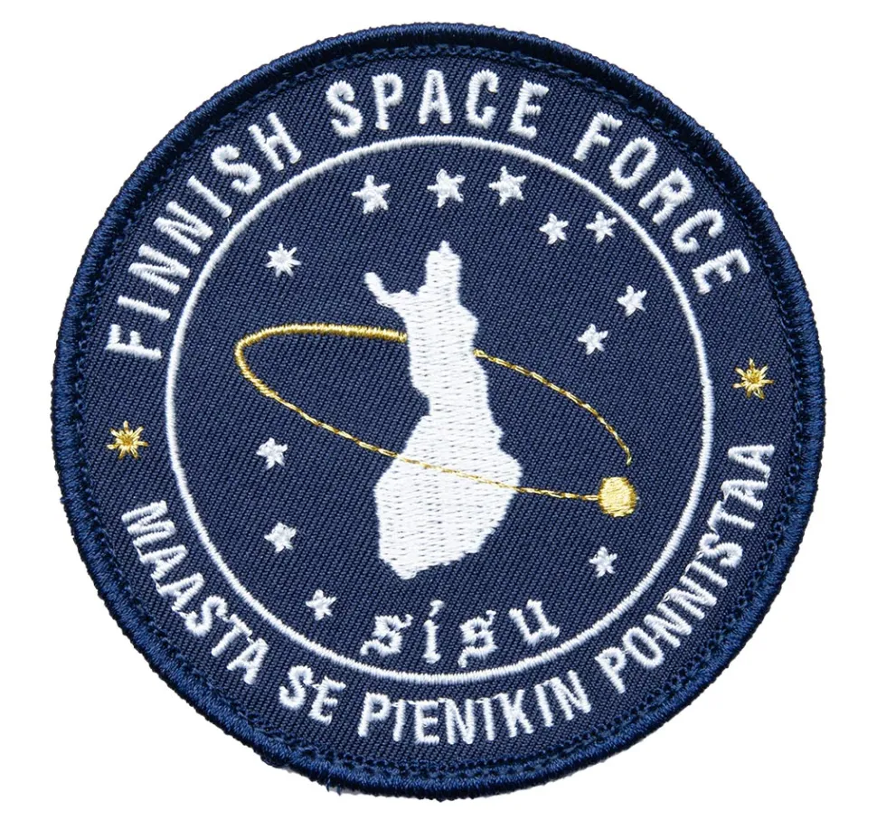 Varusteleka Finnish Space Force moraalimerkki, 90 mm