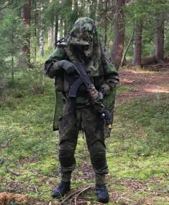 Varusteleka L7 naamioviitta