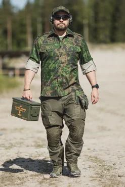 Varusteleka L4 Taisteluhousut