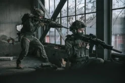 Varusteleka LVPC Plate Carrier, elastinen lipastasku-cummerbund